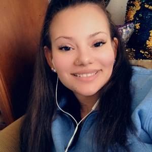 Meet your Posher, Tania